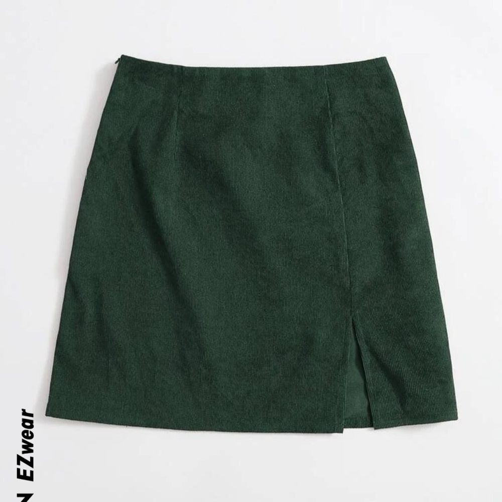 SHEIN Size Medium Green Corduroy Mini Skirt Split Hem